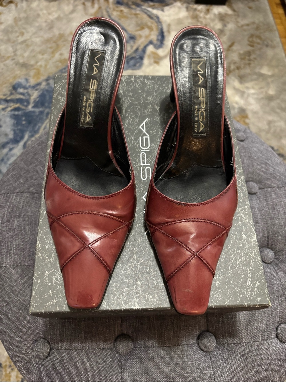 Via Spiga Wine Leather Pointed Slip-On Mules